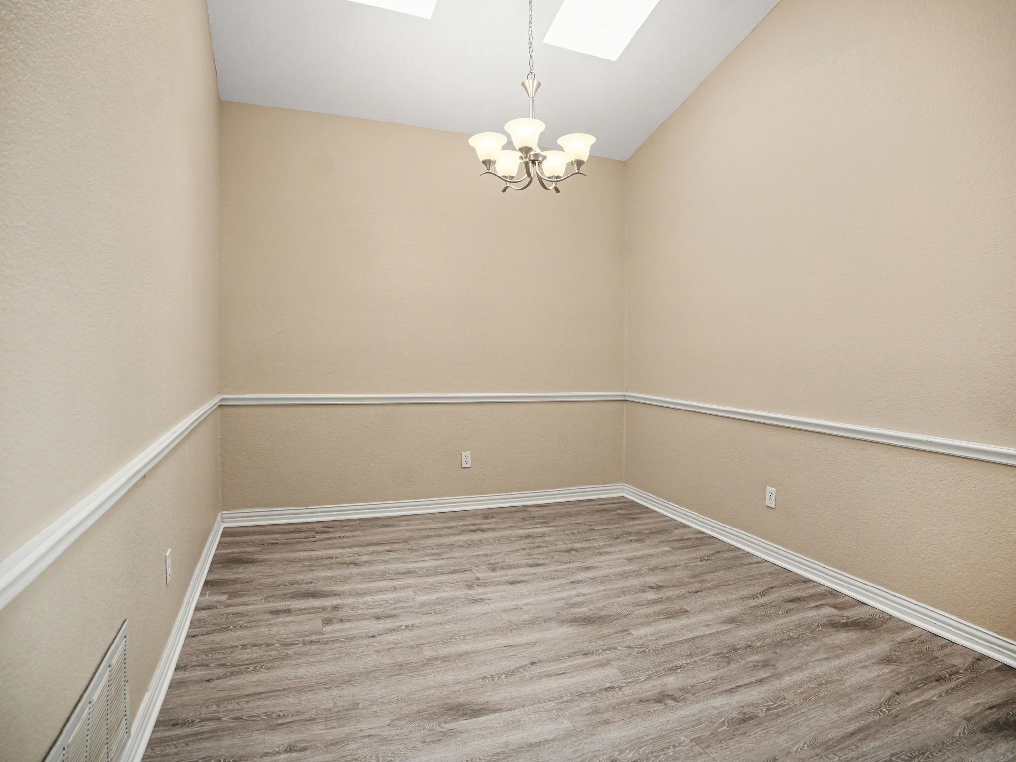 4915 Arborgate Drive Arlington TX 76017