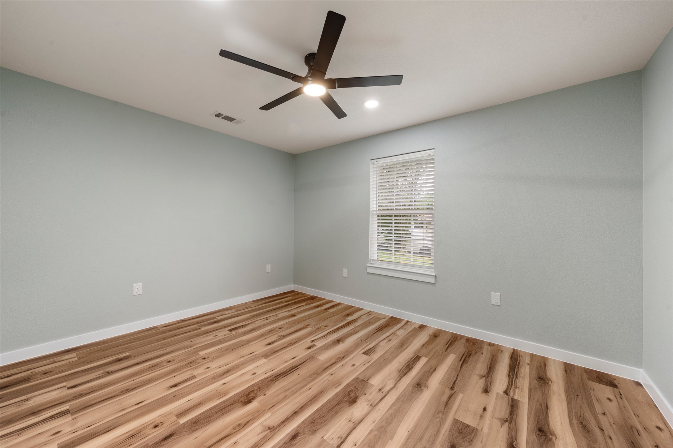 3542 Live Oak Avenue Waco TX 76708