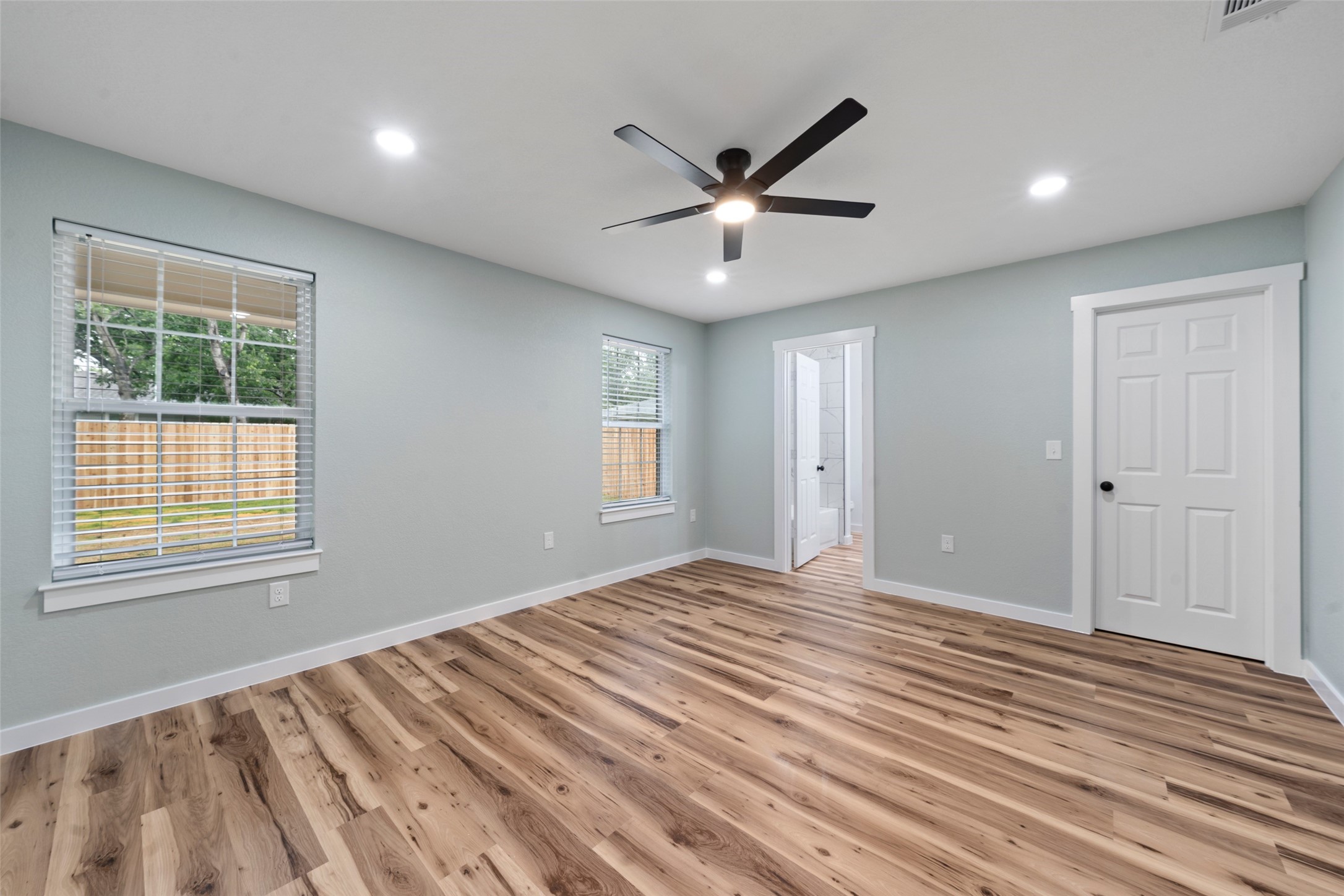 3542 Live Oak Avenue Waco TX 76708