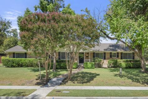 713 Carroll Drive Garland TX 75041