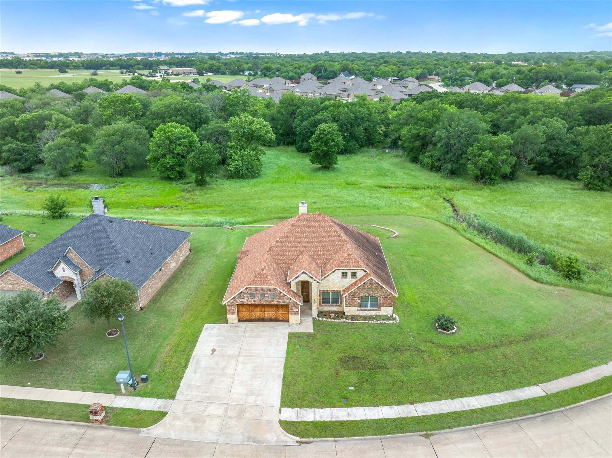 2001 Chapel Creek Drive Kaufman TX 75142