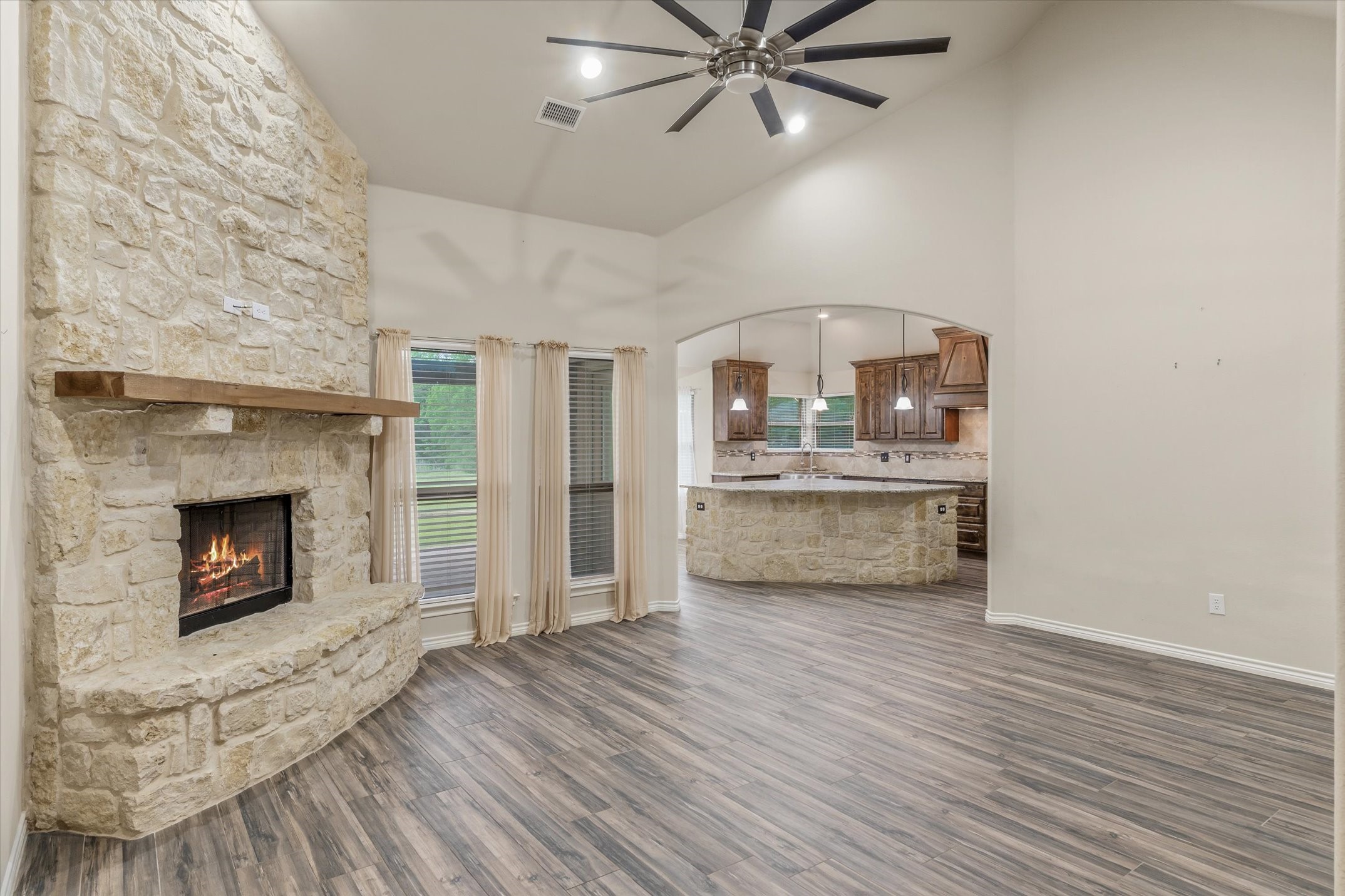 2001 Chapel Creek Drive Kaufman TX 75142