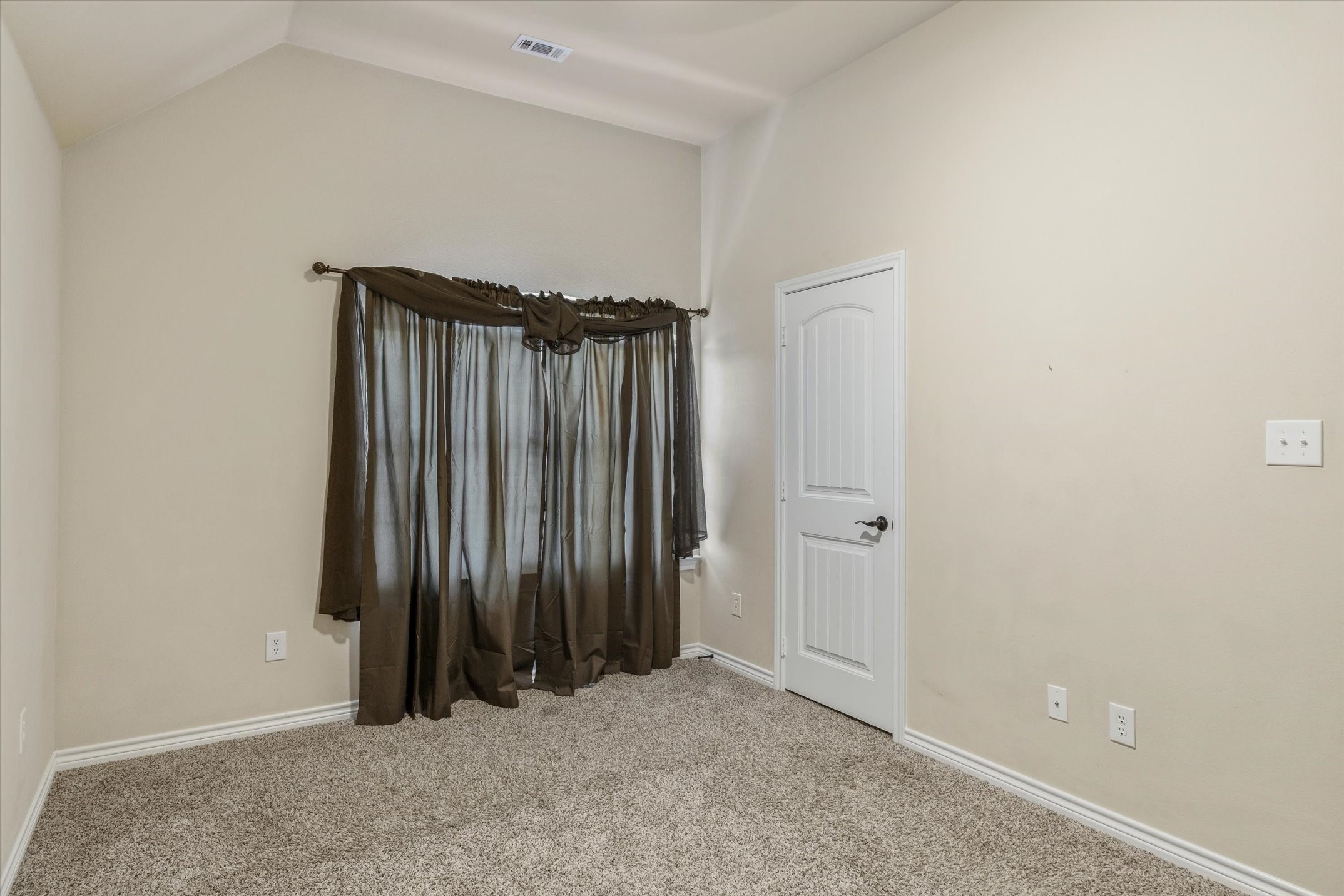 2001 Chapel Creek Drive Kaufman TX 75142