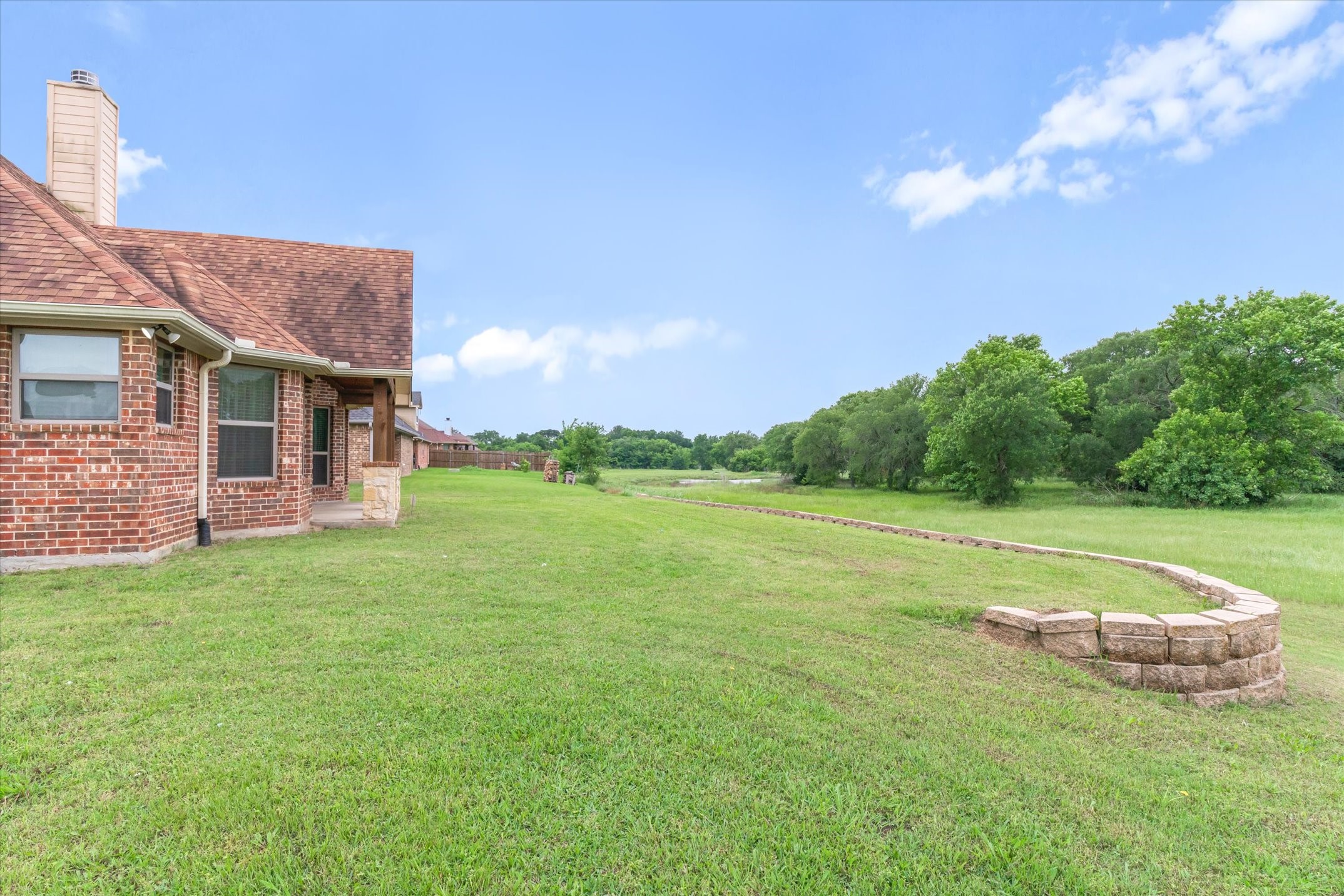 2001 Chapel Creek Drive Kaufman TX 75142