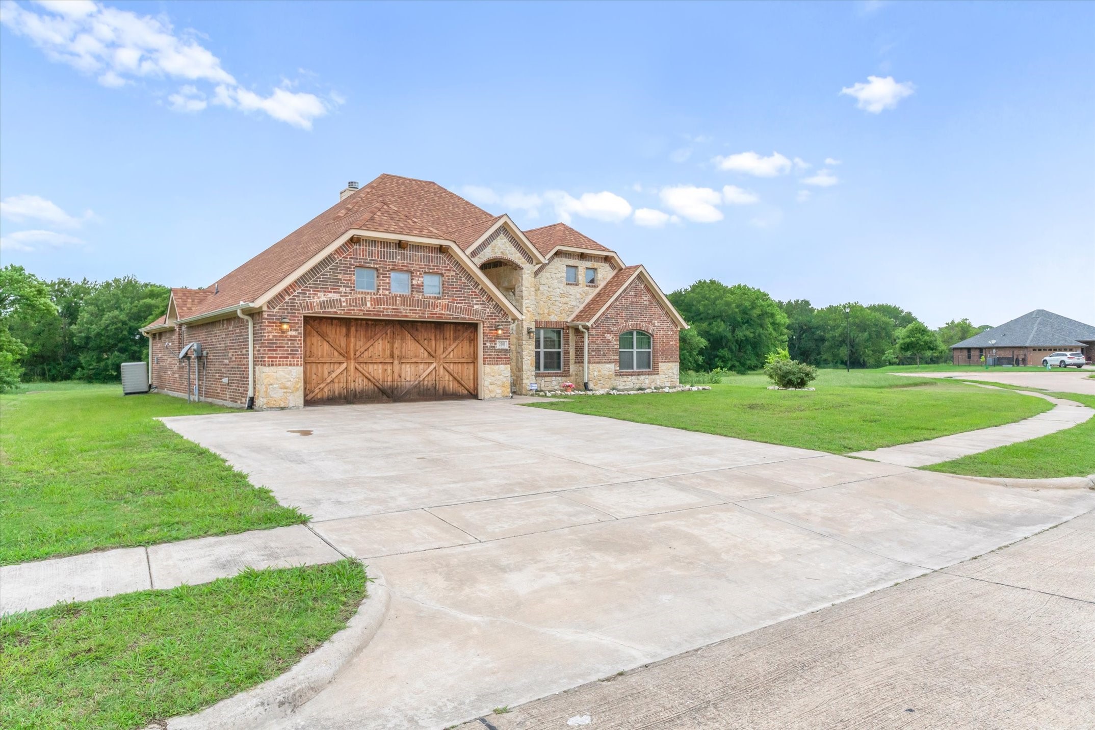 2001 Chapel Creek Drive Kaufman TX 75142