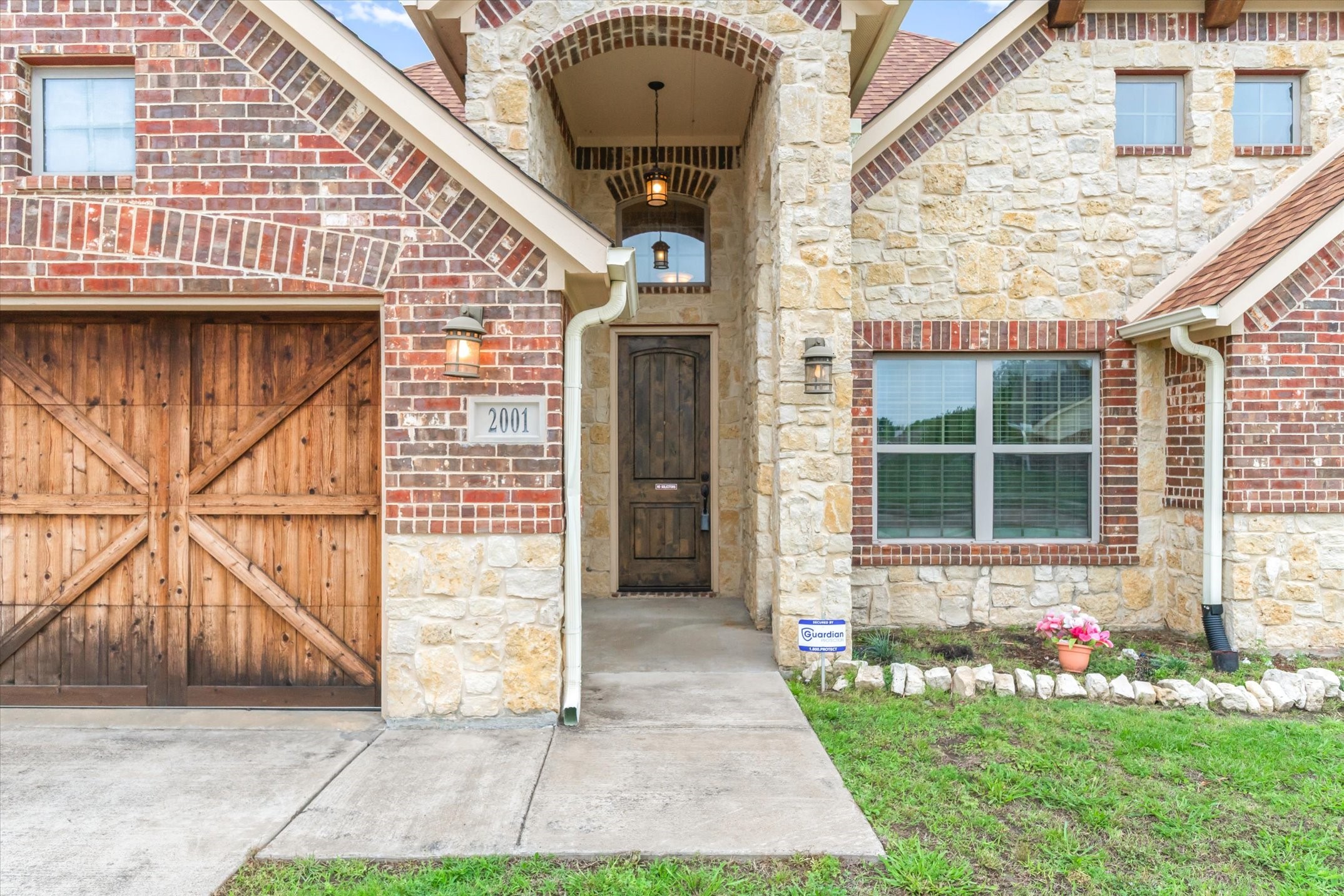 2001 Chapel Creek Drive Kaufman TX 75142