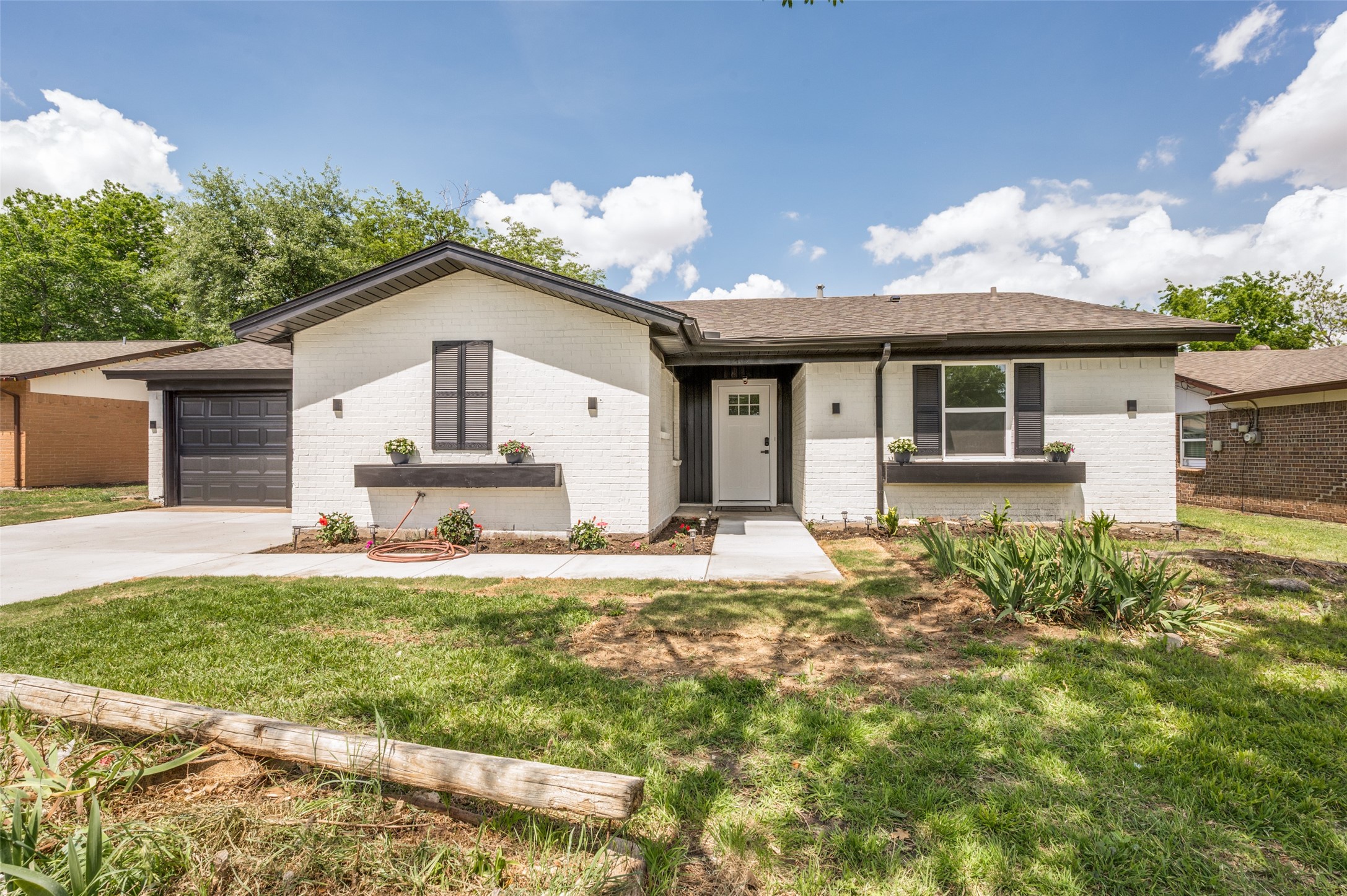 1409 Southmoor Drive Arlington TX 76010