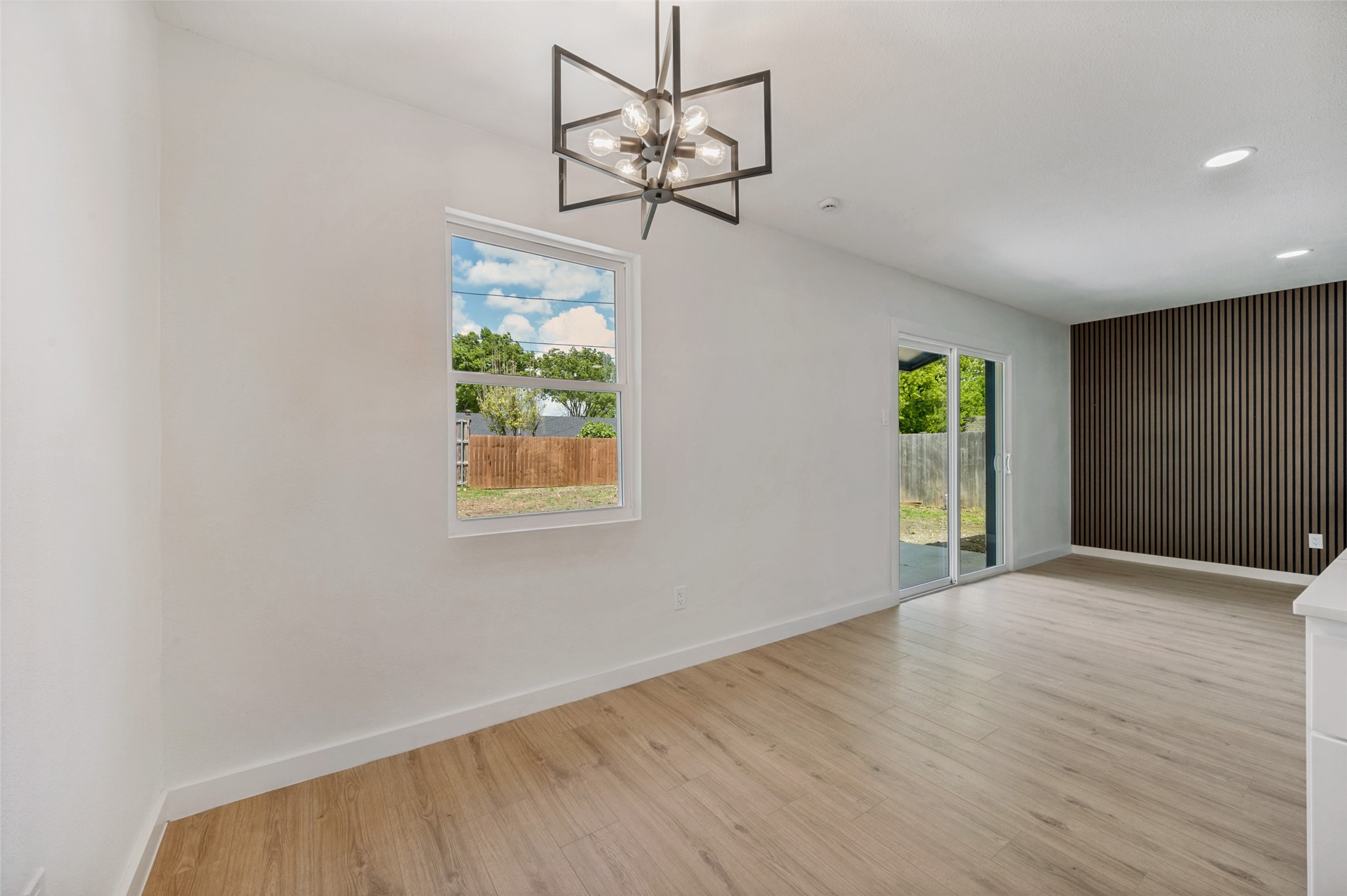 1409 Southmoor Drive Arlington TX 76010