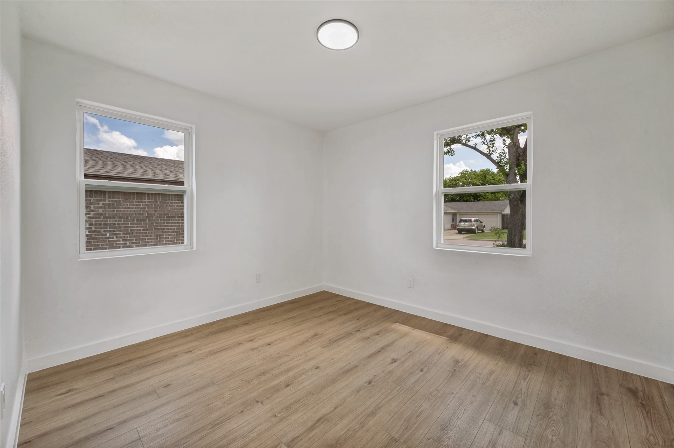 1409 Southmoor Drive Arlington TX 76010