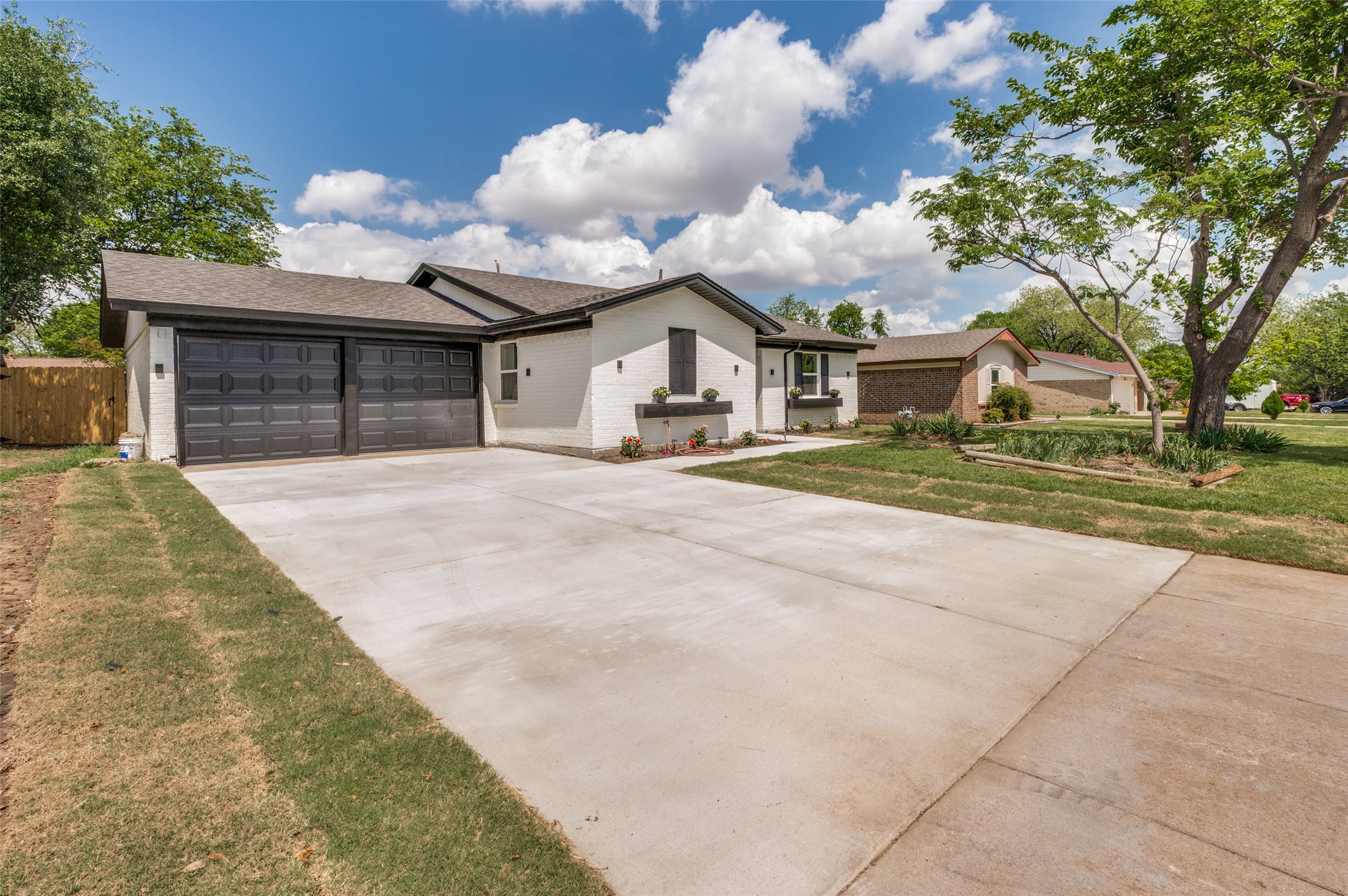 1409 Southmoor Drive Arlington TX 76010