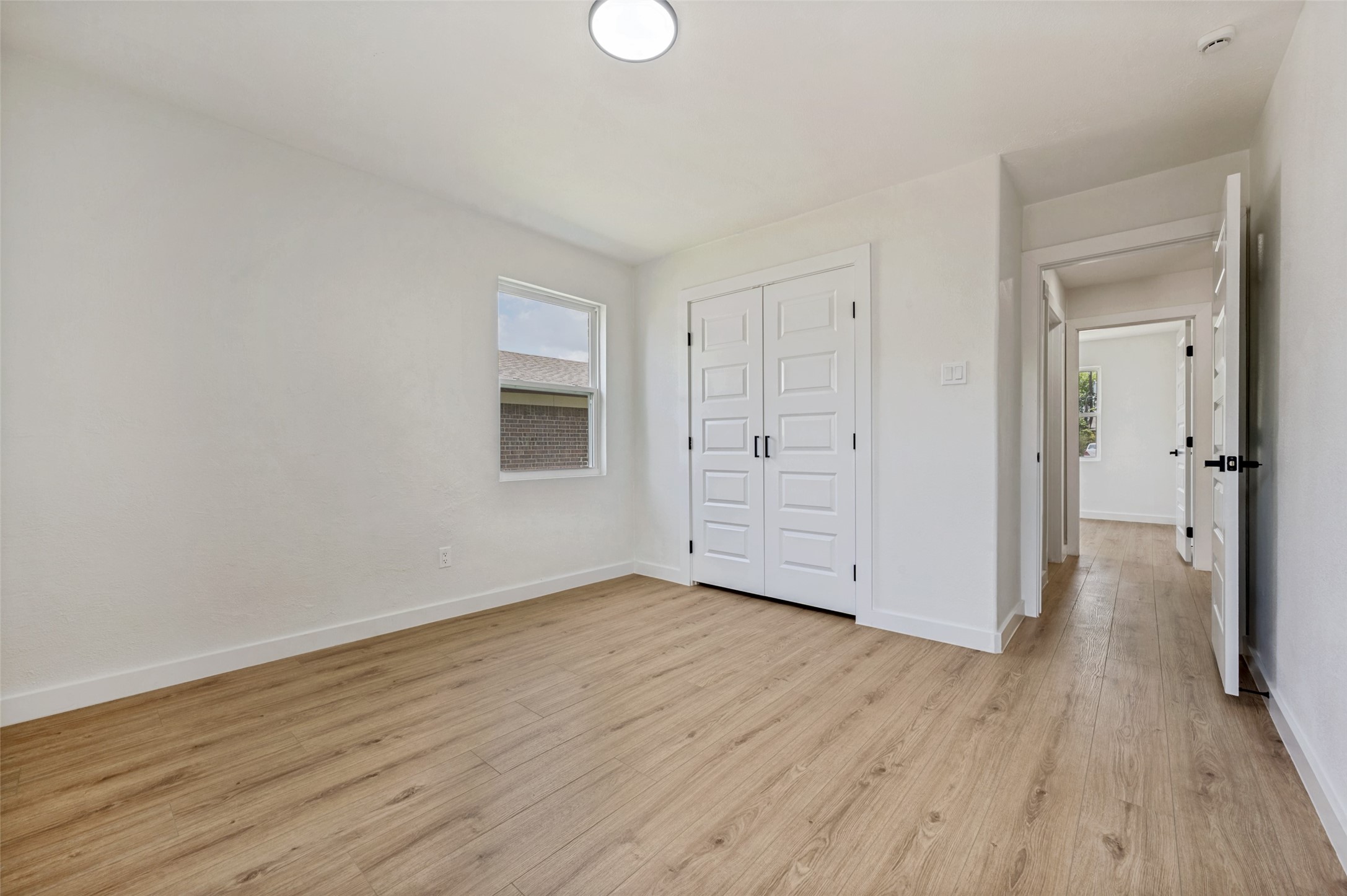 1409 Southmoor Drive Arlington TX 76010