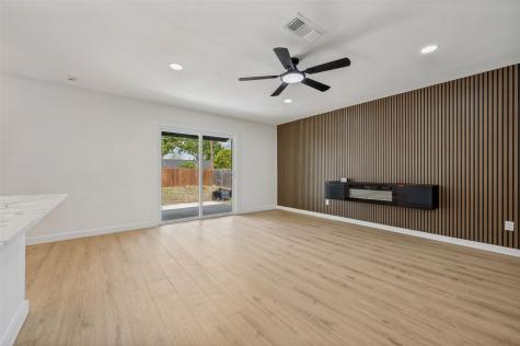 1409 Southmoor Drive Arlington TX 76010