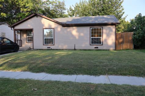 941 SW 4th Street Grand Prairie TX 75051