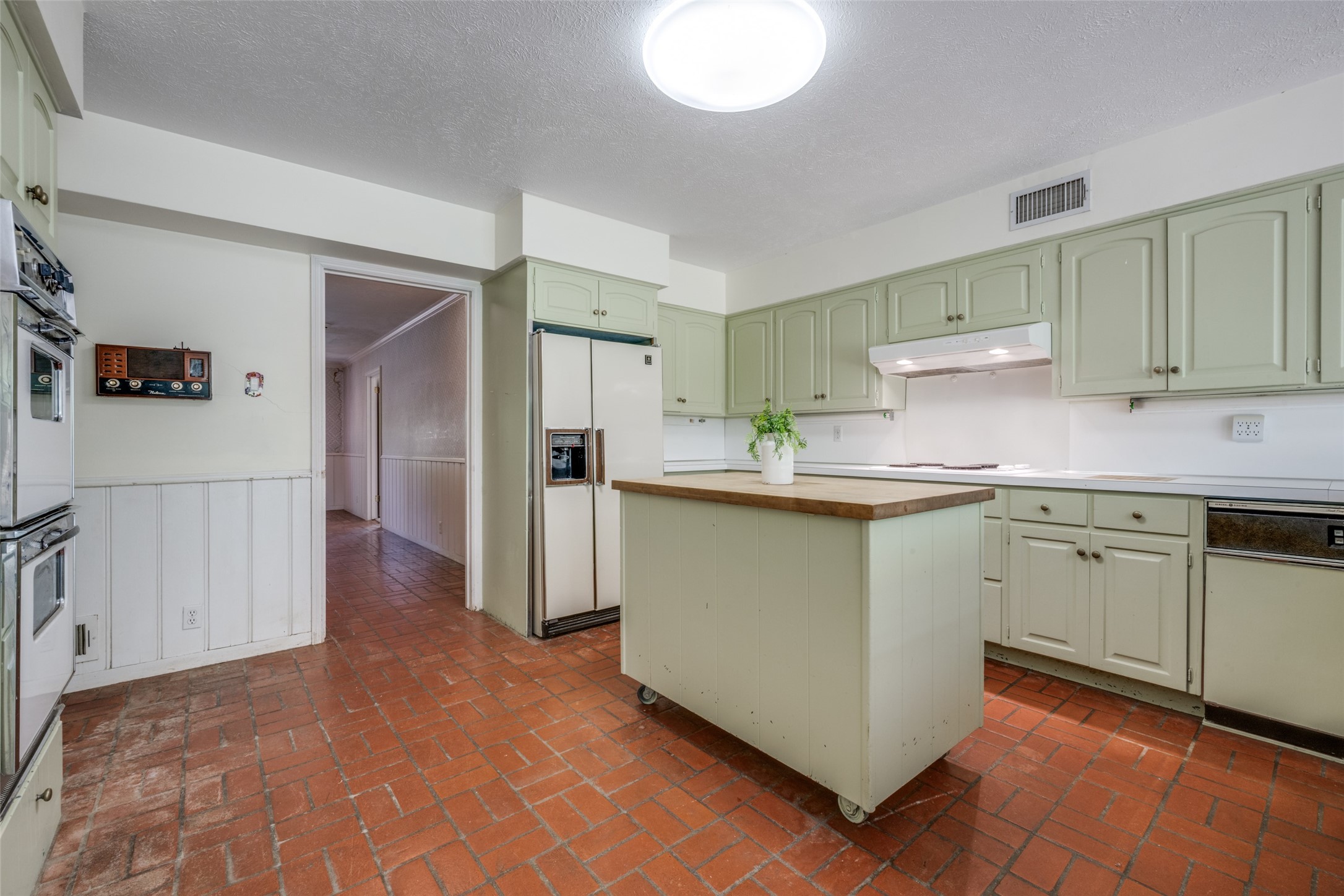 1919 Maid Marion Place Denton TX 76209