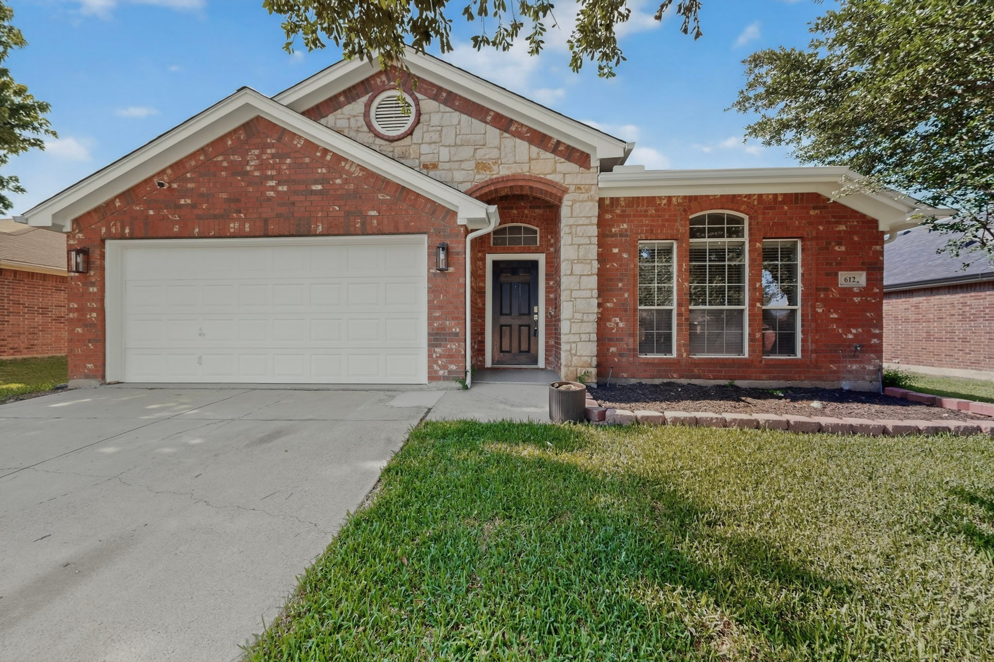 612 Mooney Drive Saginaw TX 76179