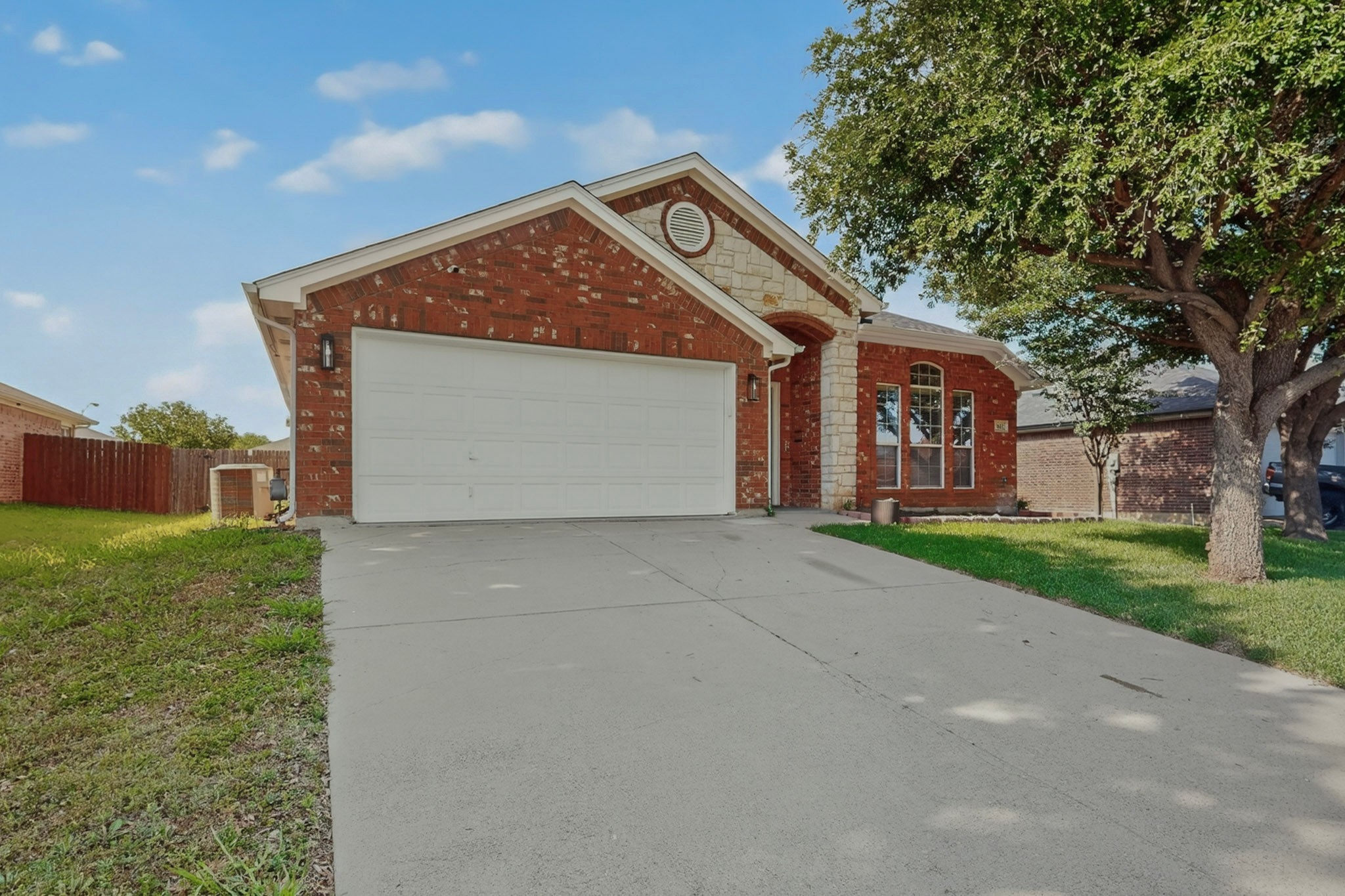 612 Mooney Drive Saginaw TX 76179