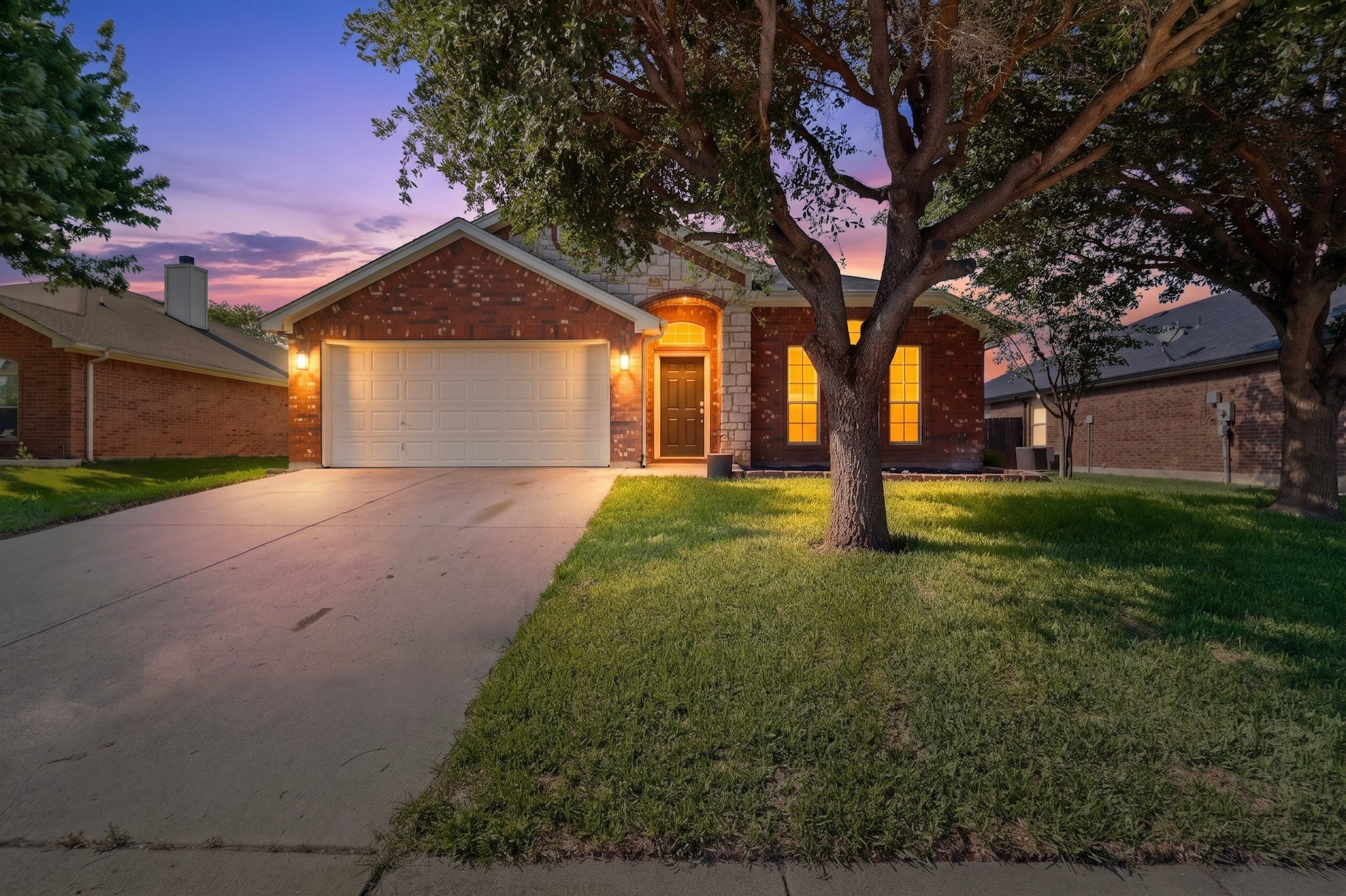 612 Mooney Drive Saginaw TX 76179