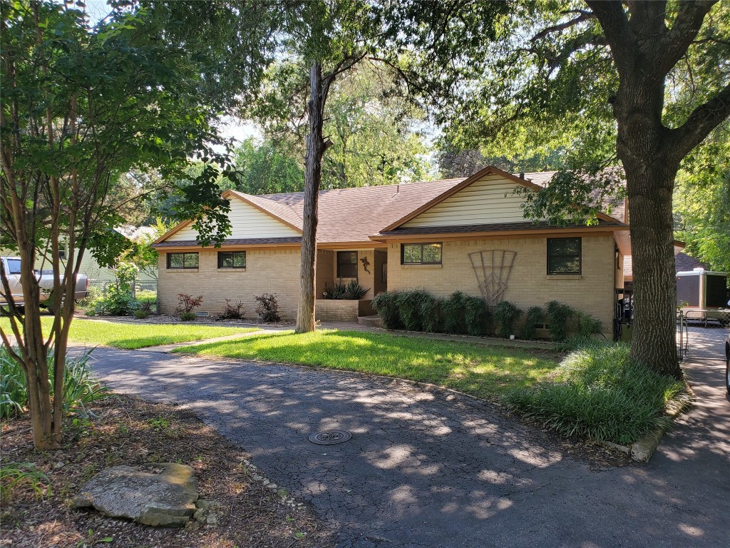 1123 Rita Lane Duncanville TX 75116