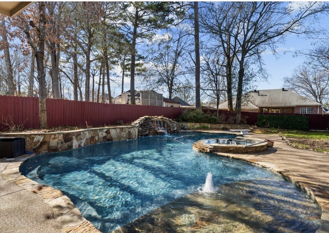 3815 Holly Ridge Drive Longview TX 75605