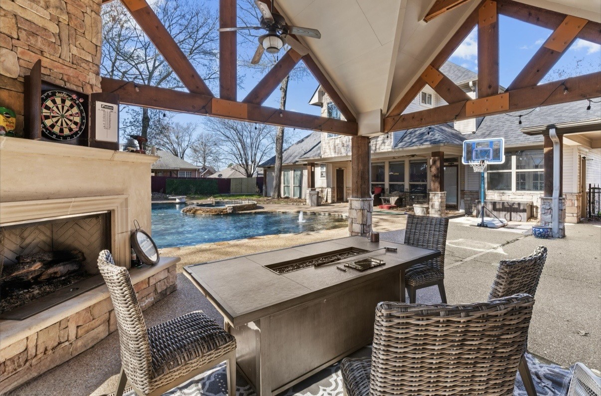 3815 Holly Ridge Drive Longview TX 75605