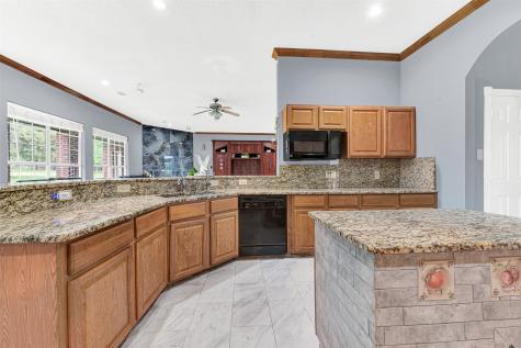 1915 Lillian Avenue Glenn Heights TX 75154