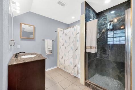 1915 Lillian Avenue Glenn Heights TX 75154