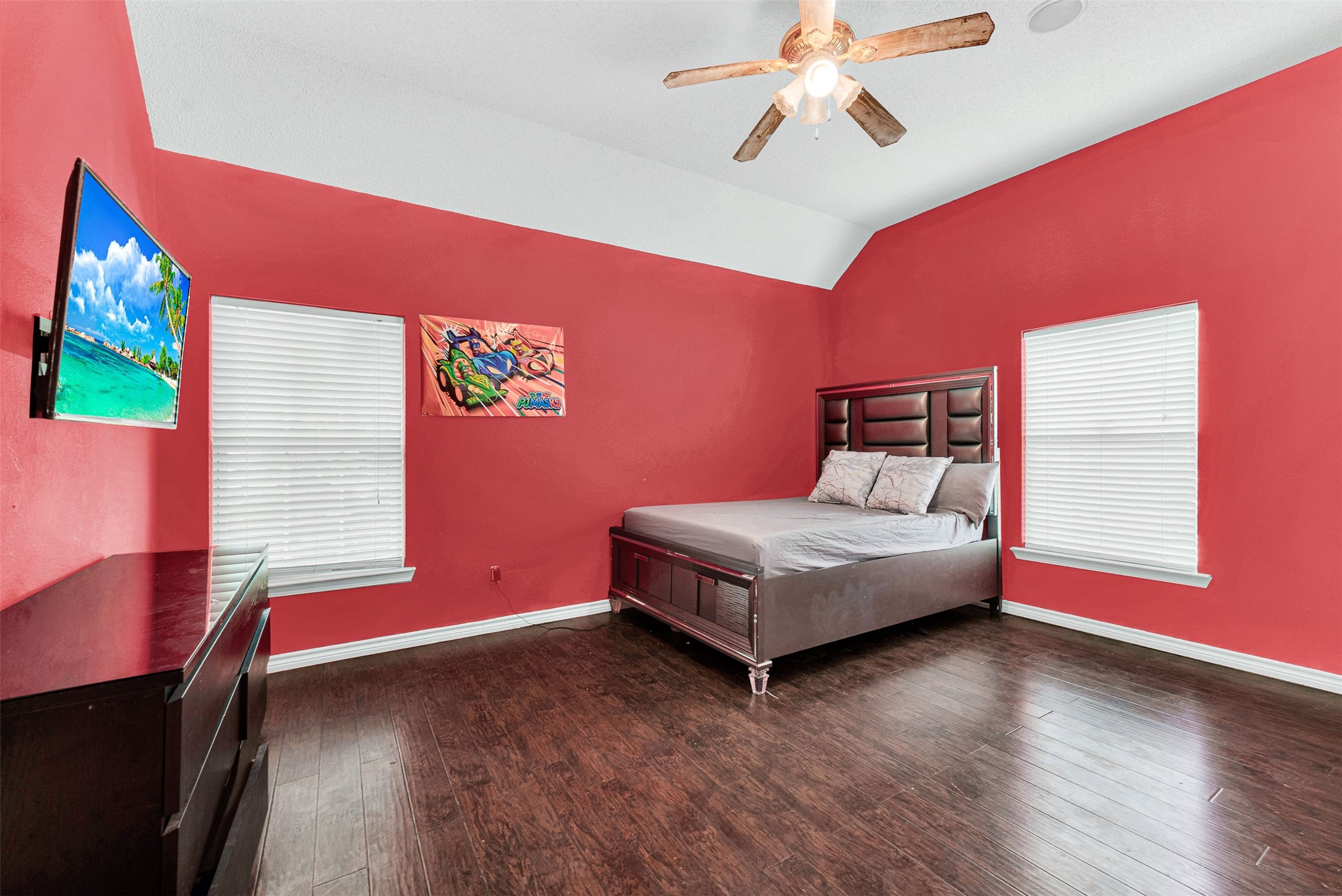 1915 Lillian Avenue Glenn Heights TX 75154