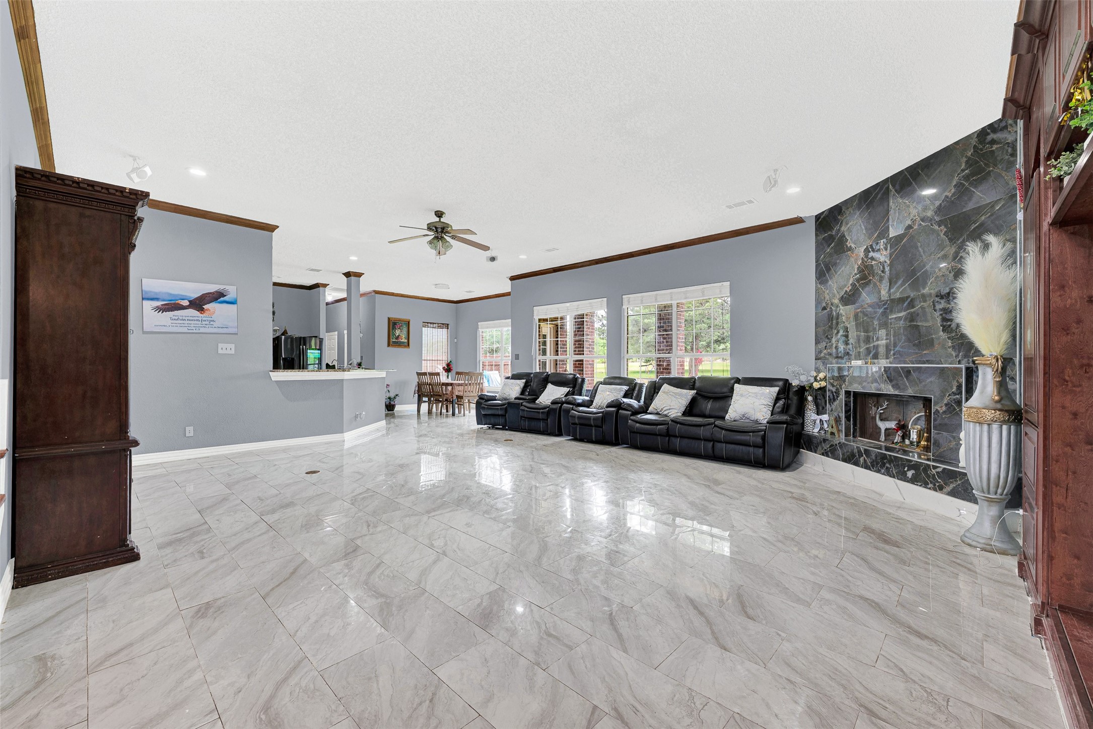 1915 Lillian Avenue Glenn Heights TX 75154