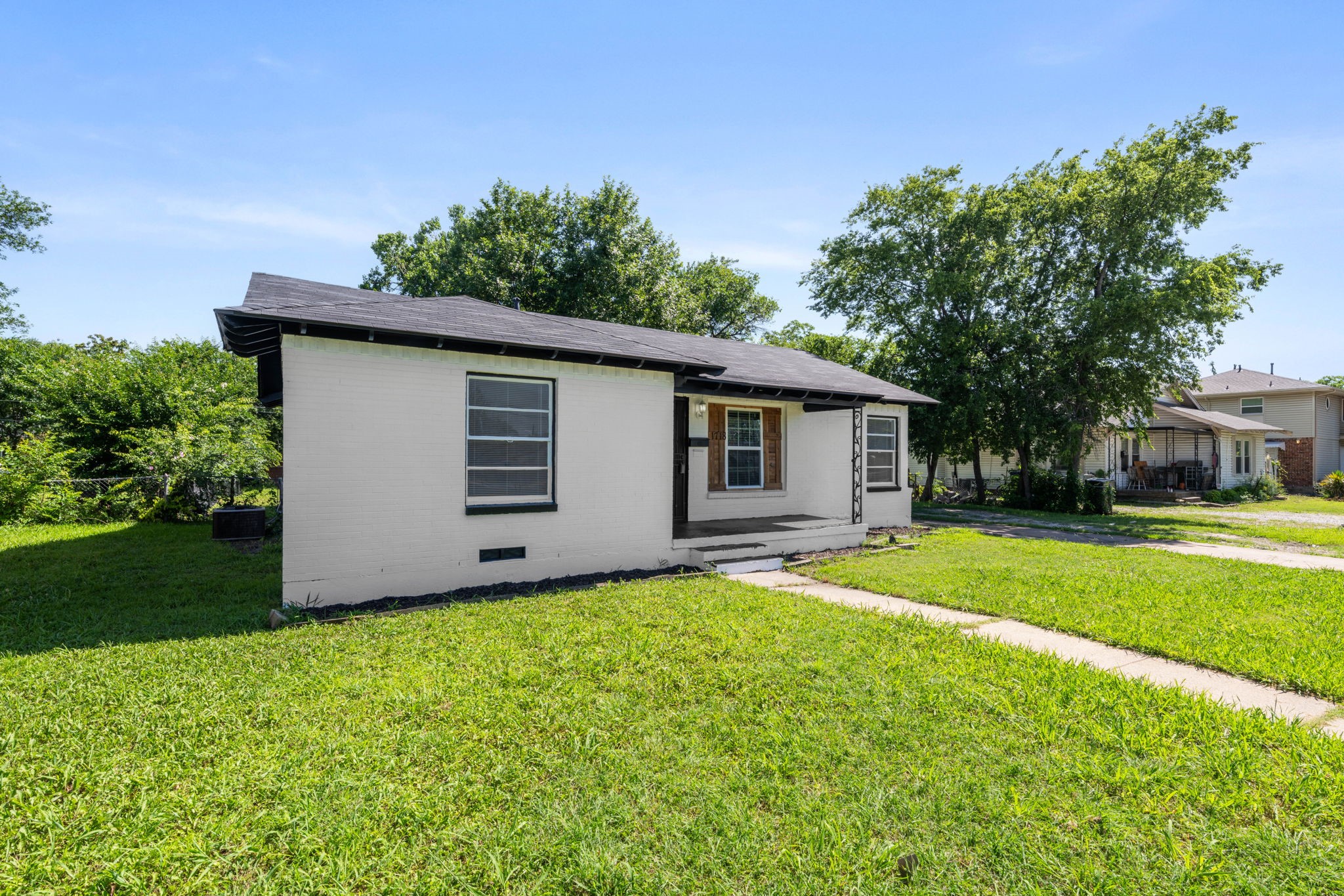 1718 Cranford Drive Garland TX 75041
