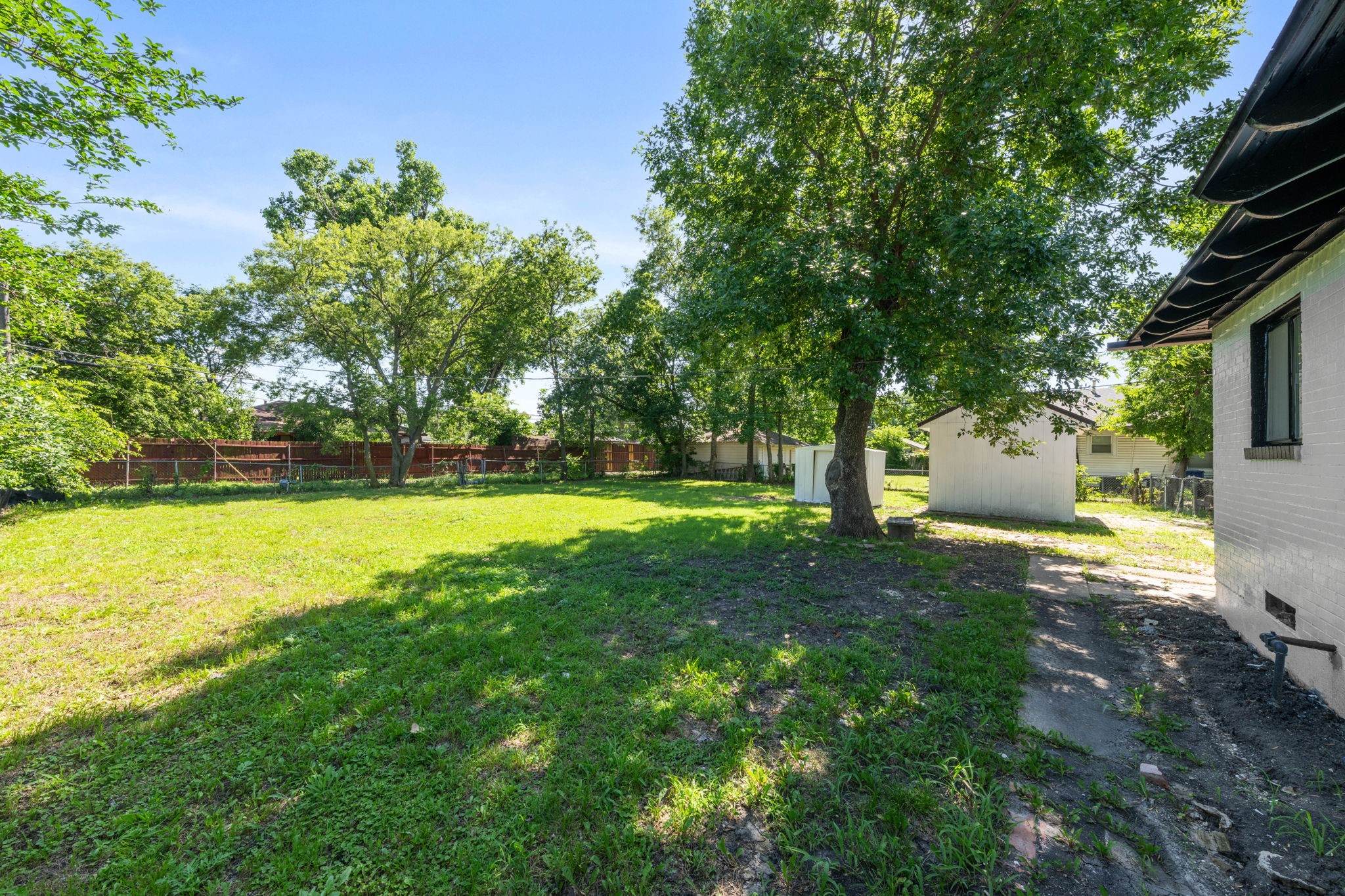 1718 Cranford Drive Garland TX 75041