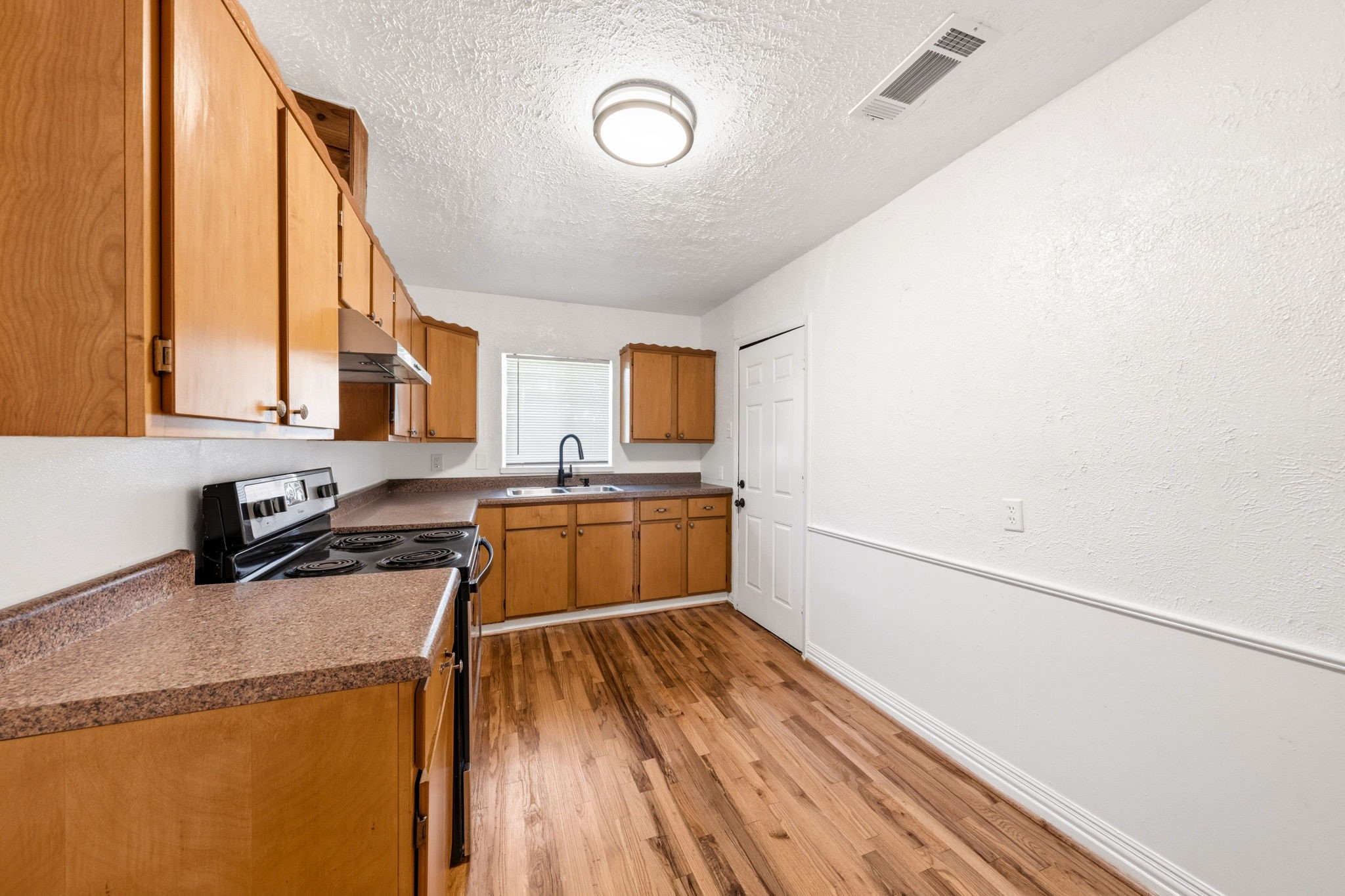1718 Cranford Drive Garland TX 75041