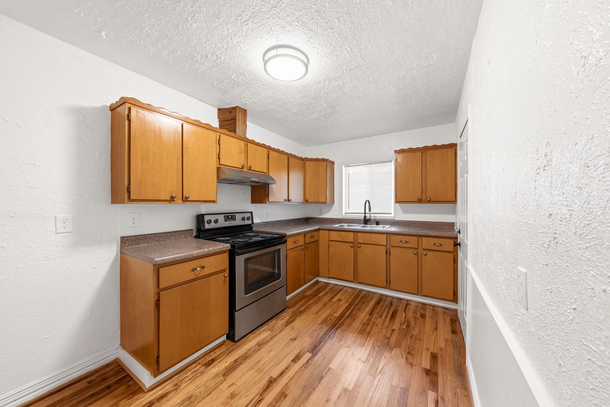 1718 Cranford Drive Garland TX 75041