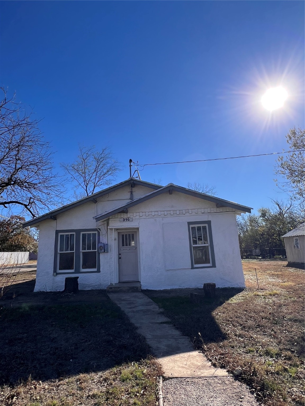 316 E 7th Street Coleman TX 76834