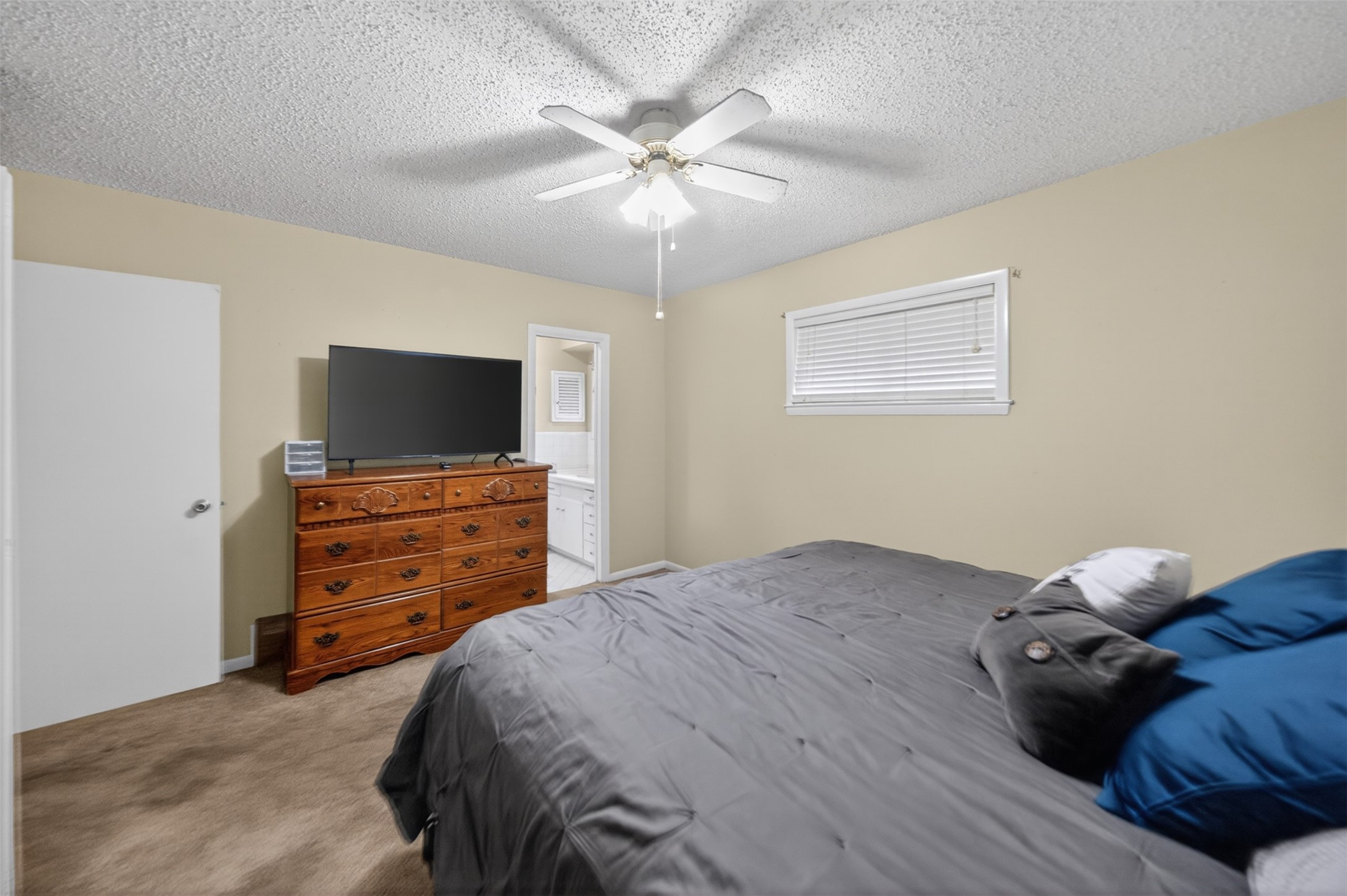 813 E Clinton Avenue Athens TX 75751