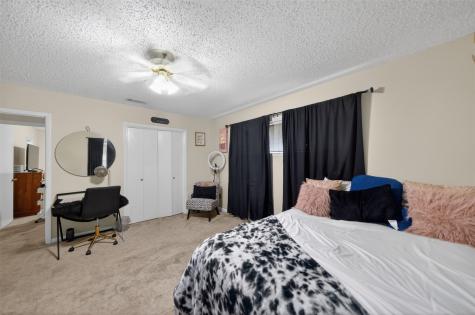 813 E Clinton Avenue Athens TX 75751