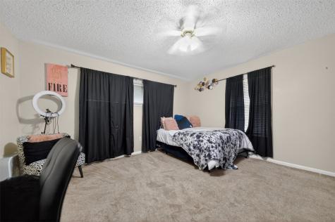 813 E Clinton Avenue Athens TX 75751