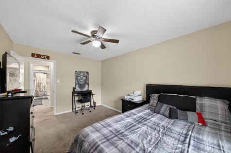 813 E Clinton Avenue Athens TX 75751