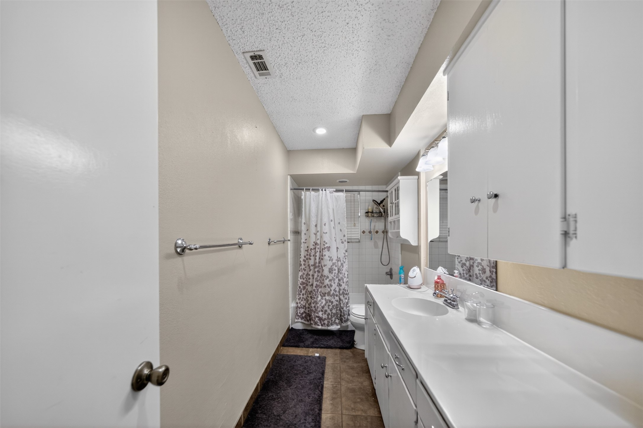 813 E Clinton Avenue Athens TX 75751