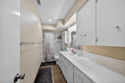 813 E Clinton Avenue Athens TX 75751
