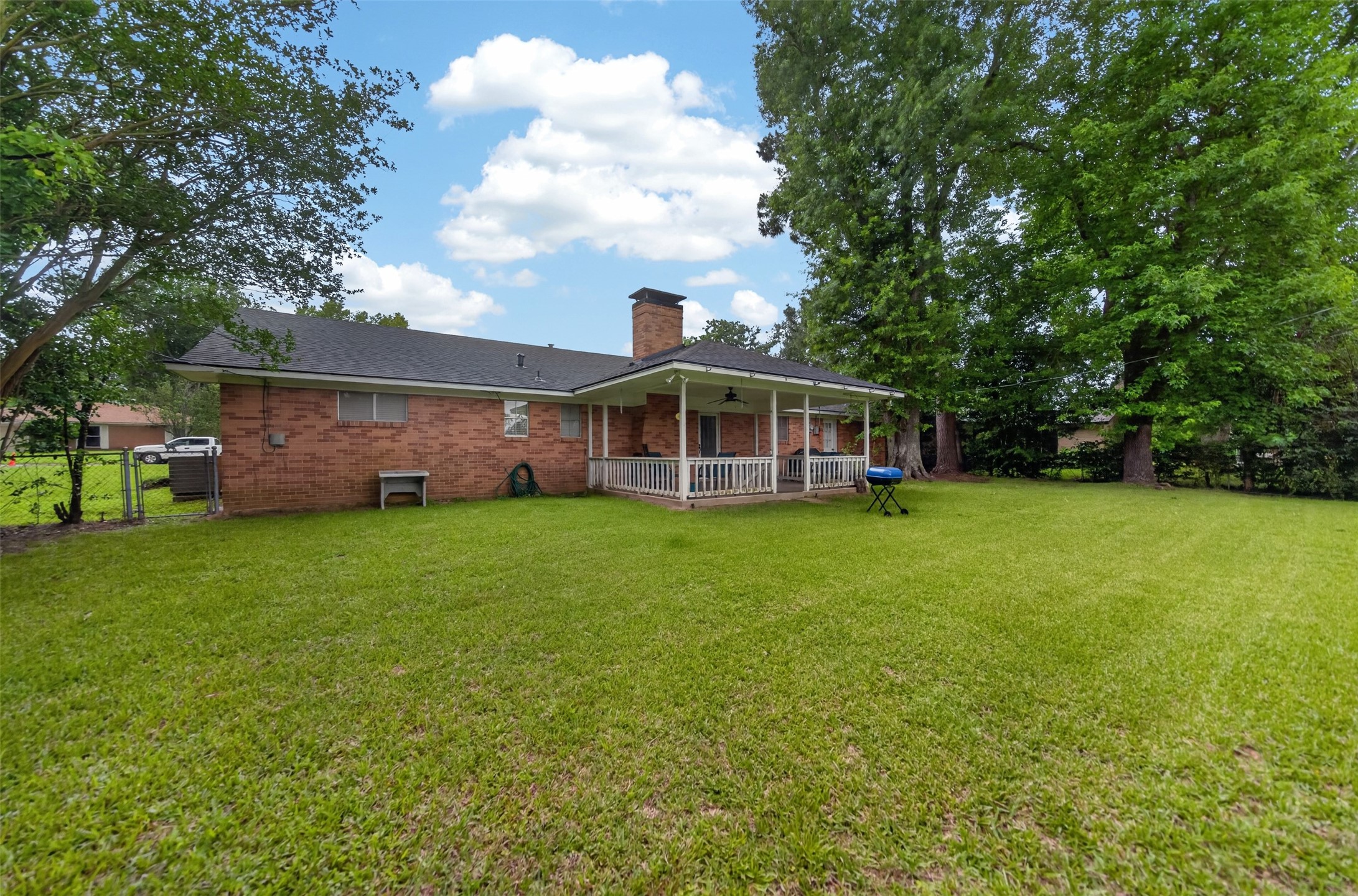 813 E Clinton Avenue Athens TX 75751