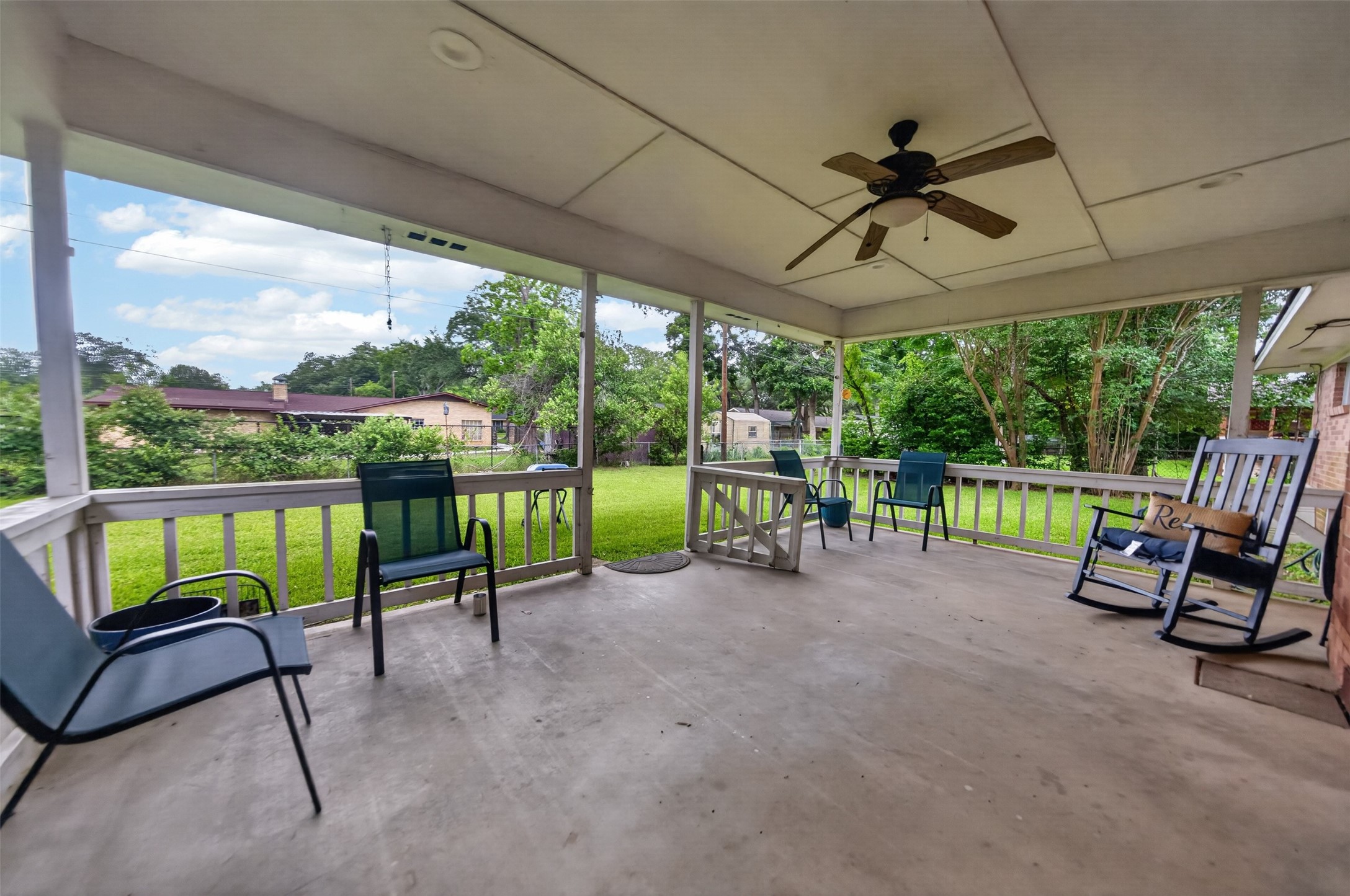 813 E Clinton Avenue Athens TX 75751