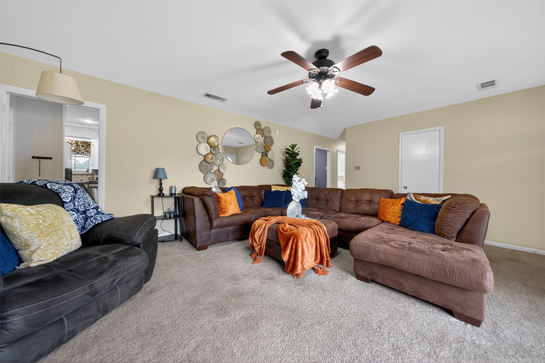 813 E Clinton Avenue Athens TX 75751