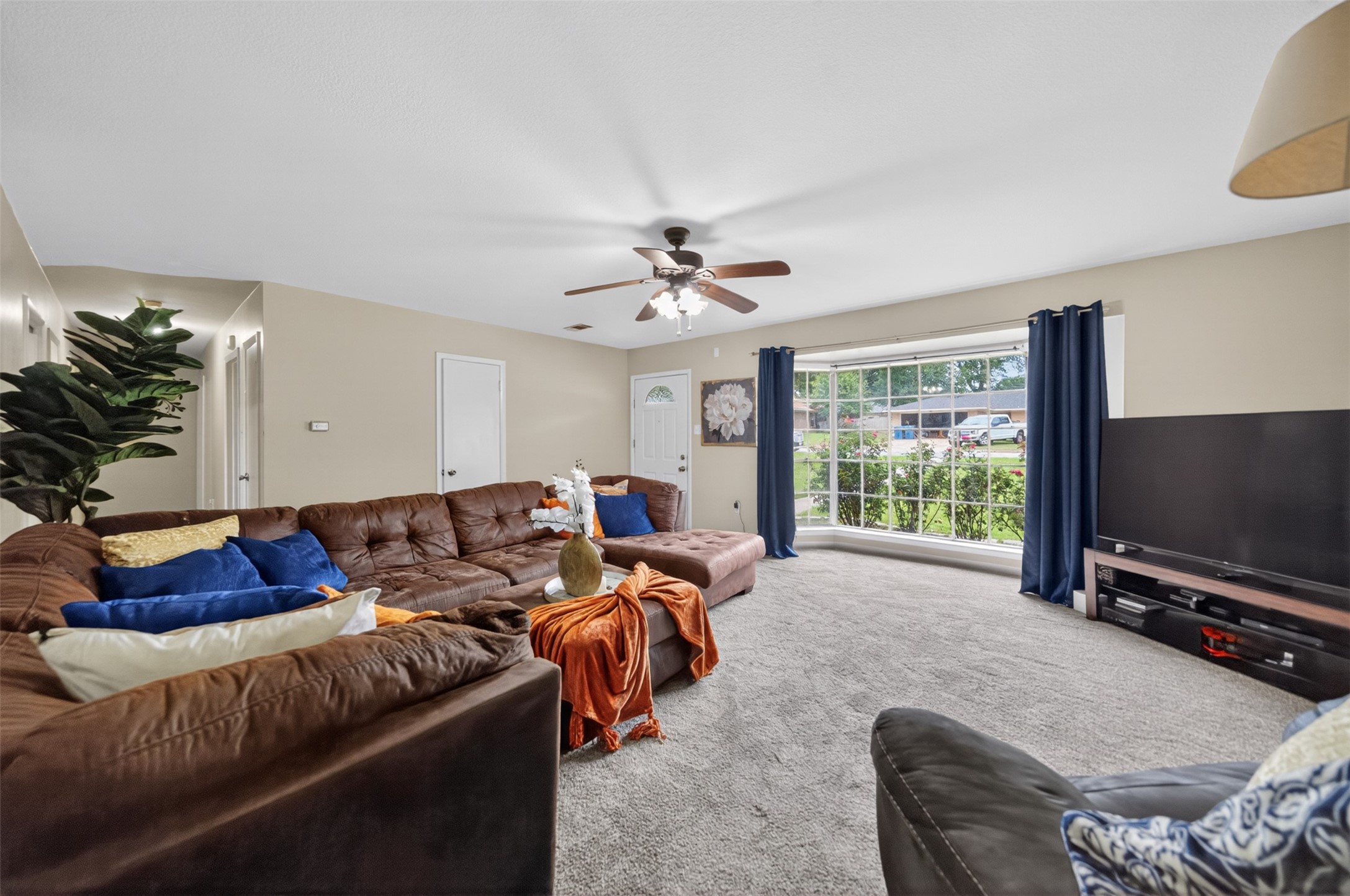 813 E Clinton Avenue Athens TX 75751