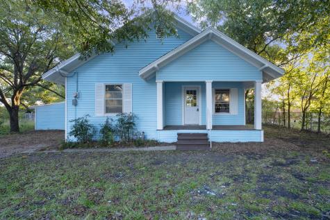 107 S Red Bud Street Ector TX 75439