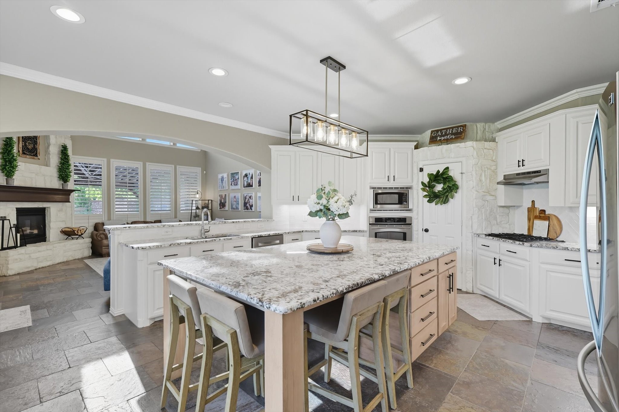 8396 Fullerton Street Lantana TX 76226
