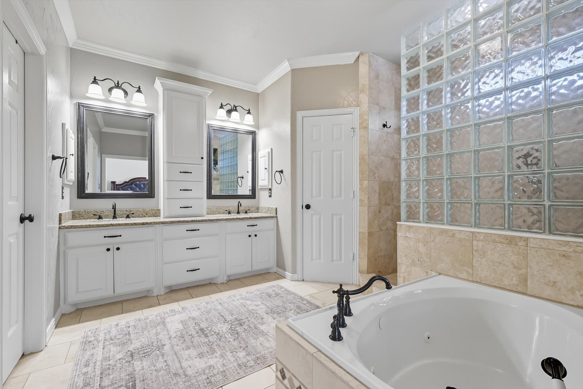 8396 Fullerton Street Lantana TX 76226