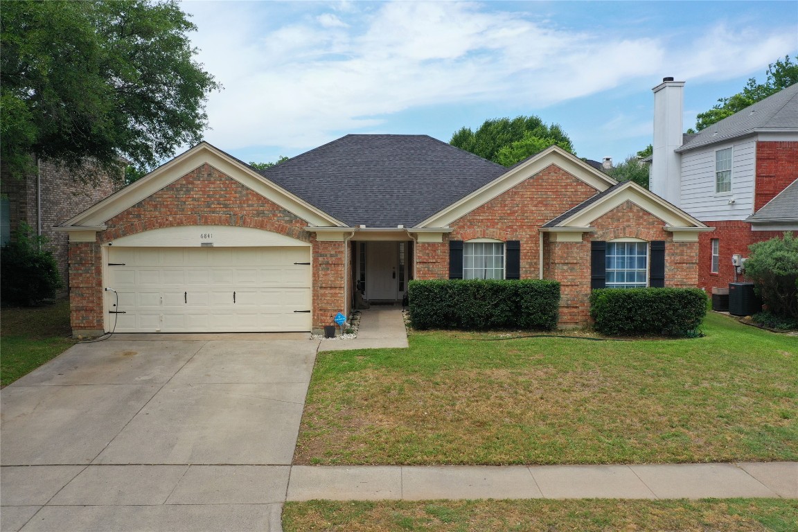 6841 Lyndale Drive Watauga TX 76148