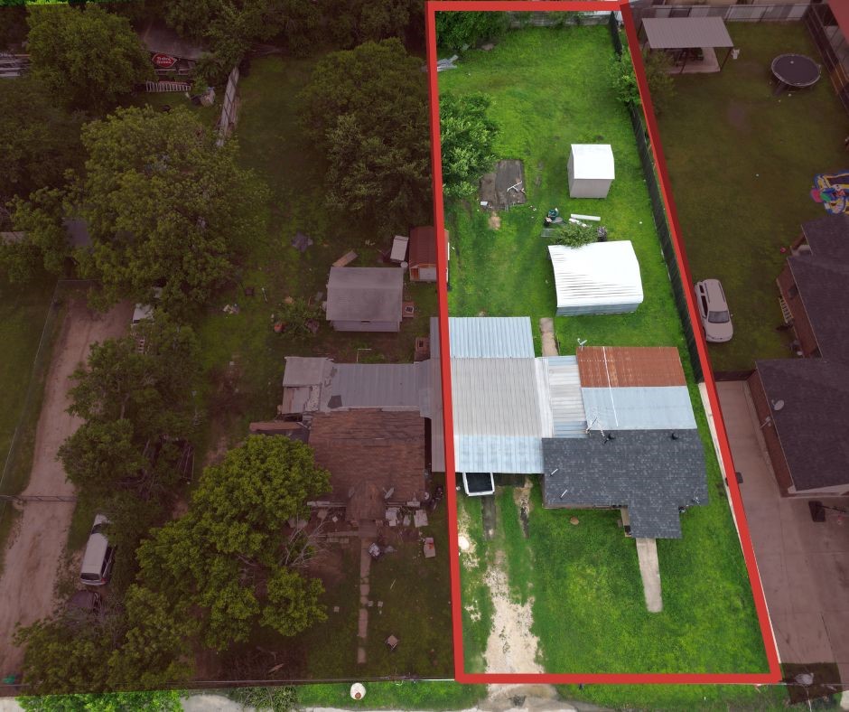 213 Cleveland Street Cleburne TX 76031