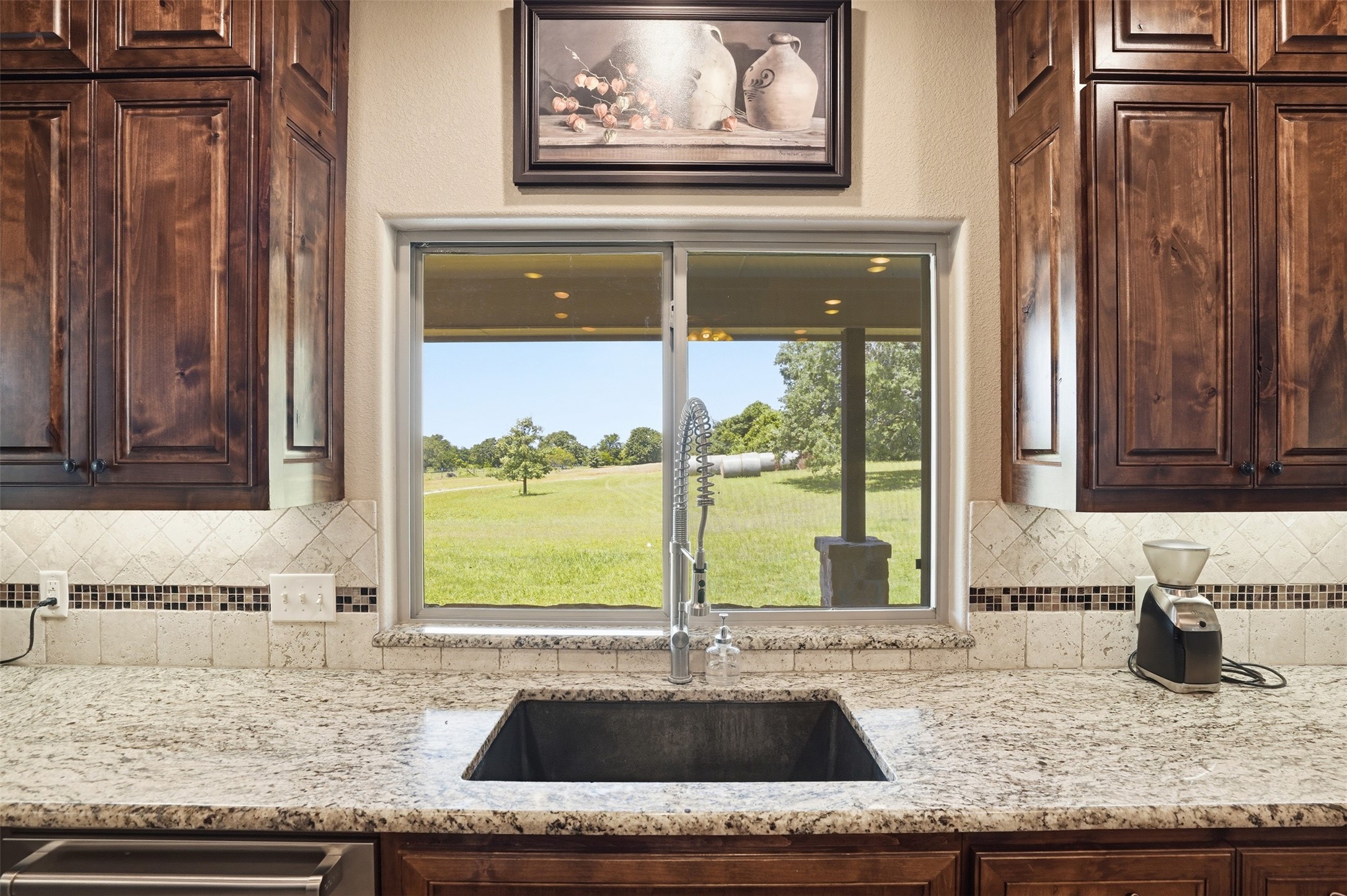 5225 County Road 304 Road Grandview TX 76050