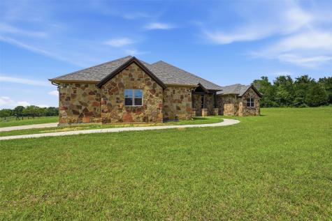 5225 County Road 304 Road Grandview TX 76050